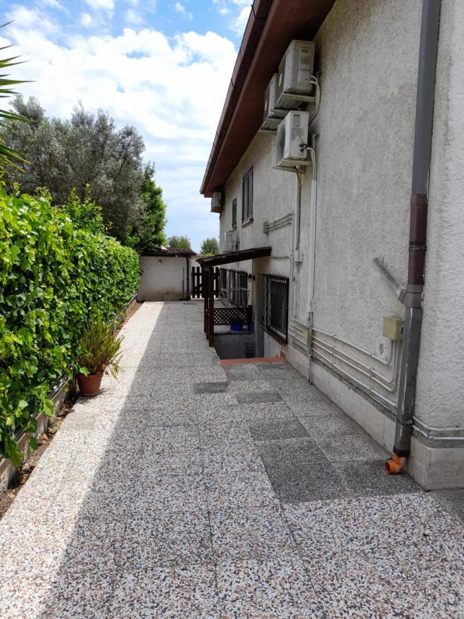 Relais Maria Luisa Locazione Turistica Di Simona Capaccio Bed & Breakfast Fiumicino Eksteriør bilde