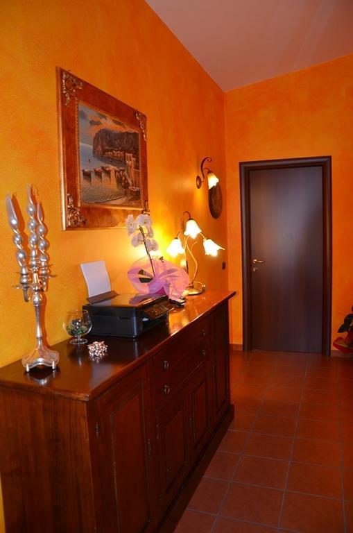 Relais Maria Luisa Locazione Turistica Di Simona Capaccio Bed & Breakfast Fiumicino Eksteriør bilde