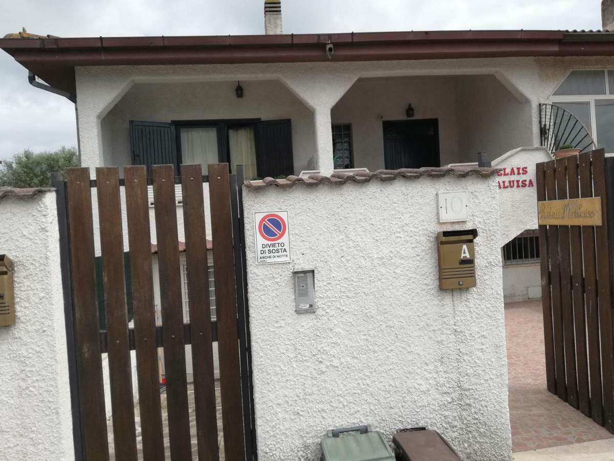 Relais Maria Luisa Locazione Turistica Di Simona Capaccio Bed & Breakfast Fiumicino Eksteriør bilde